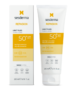 Fluid lejer pentru corp SPF50